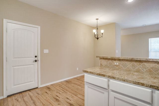 719 Harness Trail, Granbury, TX 76049
