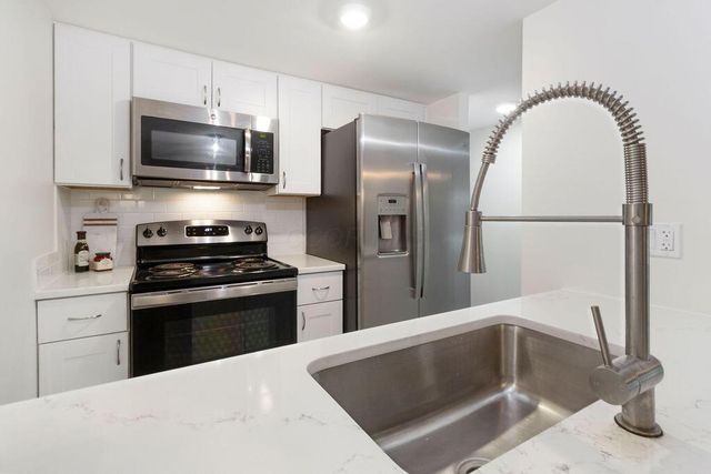 1085 N Merrimar Circle, E, Columbus, OH 43220