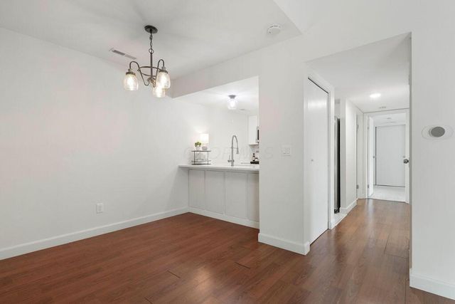 1085 N Merrimar Circle, E, Columbus, OH 43220