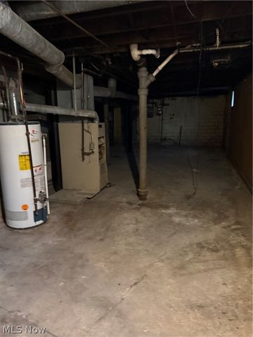 14009 Scioto Avenue, East Cleveland, OH 44112