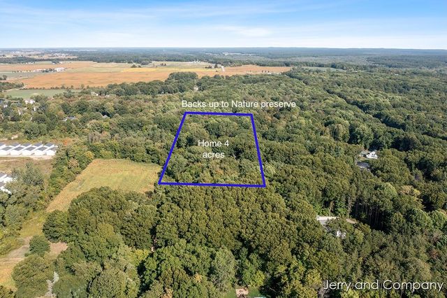 5932 Wilderness Trail, Hamilton, MI 49419
