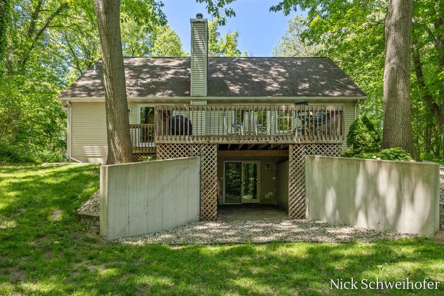 5932 Wilderness Trail, Hamilton, MI 49419