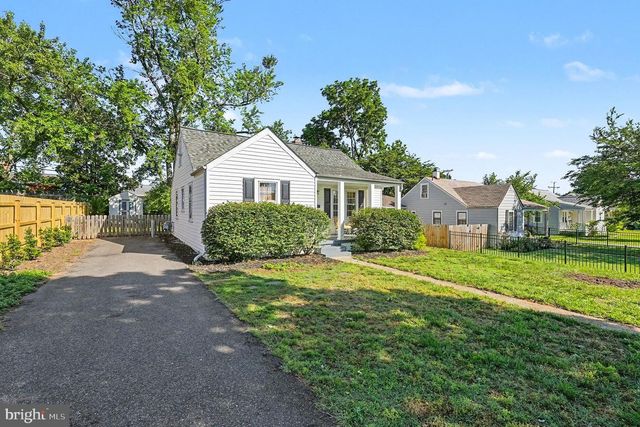 449 HANSON AVE, Fredericksburg, VA 22401
