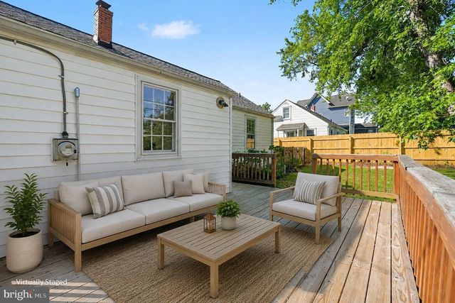 449 HANSON AVE, Fredericksburg, VA 22401