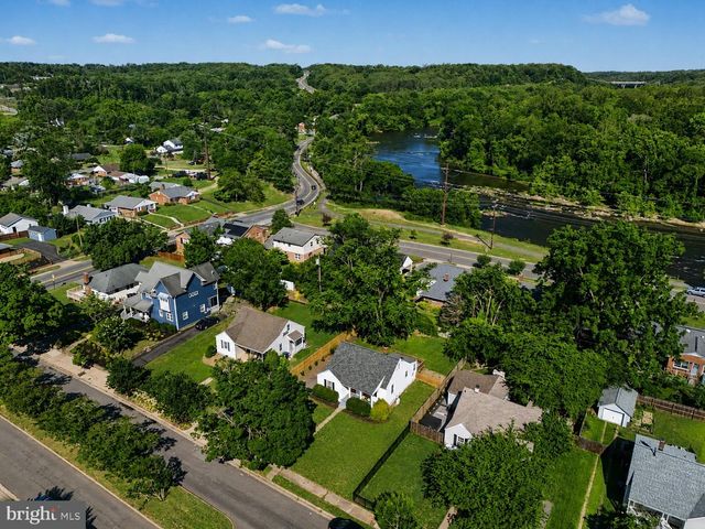 449 HANSON AVE, Fredericksburg, VA 22401