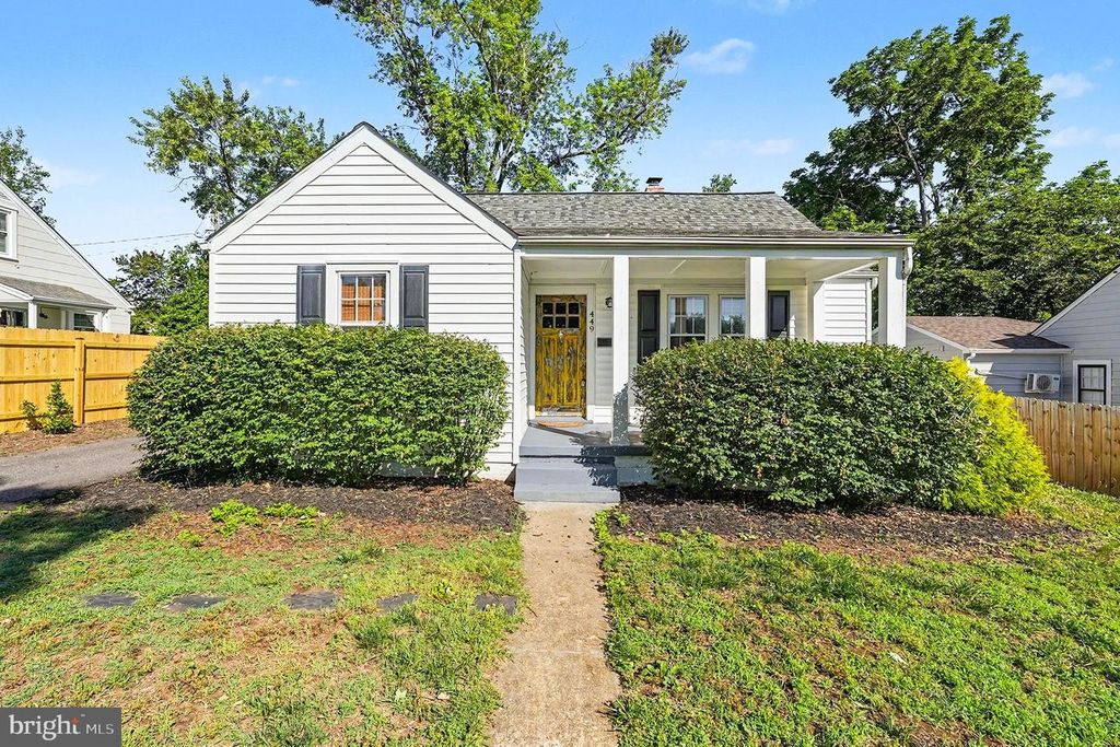 449 HANSON AVE, Fredericksburg, VA 22401