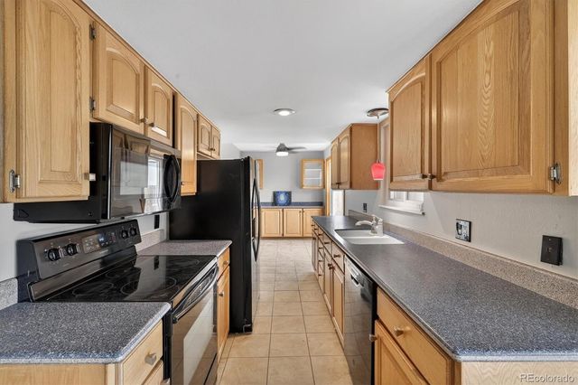 4638 S Kittredge Street, Aurora, CO 80015