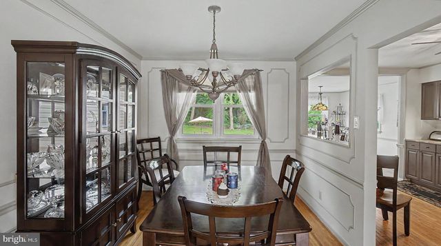 235 FORREST DR, Blackwood, NJ 08012