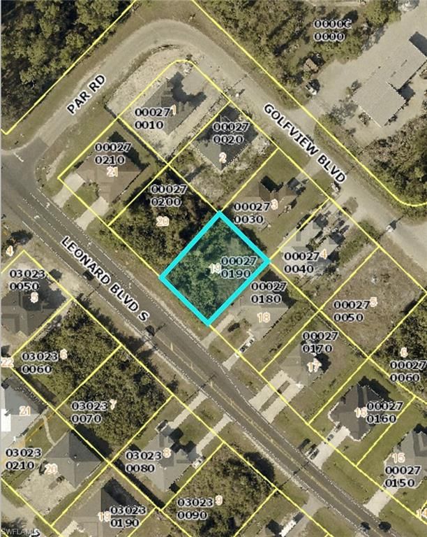4826 Leonard BLVD S, Lehigh Acres, FL 33973
