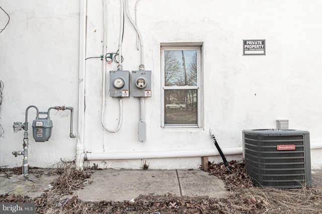 434 W LANDIS AVE, Vineland, NJ 08360