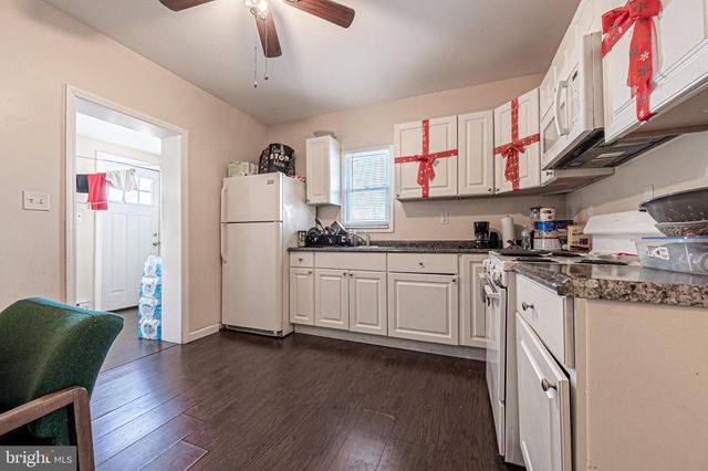 434 W LANDIS AVE, Vineland, NJ 08360