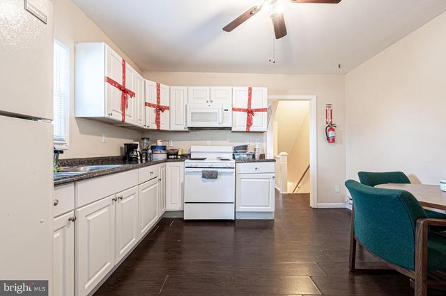 434 W LANDIS AVE, Vineland, NJ 08360