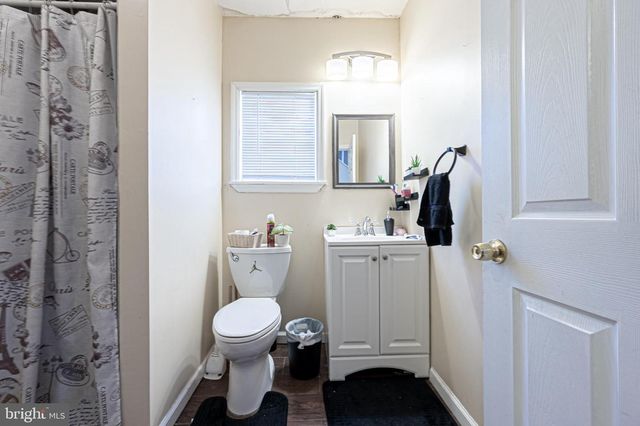 434 W LANDIS AVE, Vineland, NJ 08360