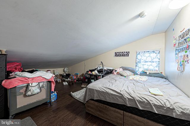 434 W LANDIS AVE, Vineland, NJ 08360