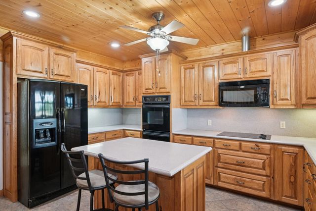 7956 S State HWY 78, Leonard, TX 75452