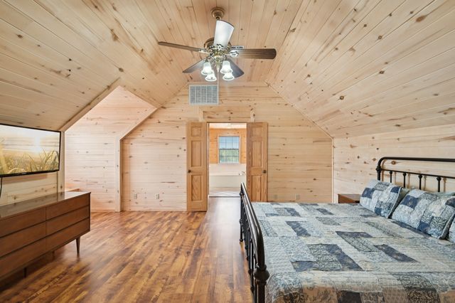 7956 S State HWY 78, Leonard, TX 75452