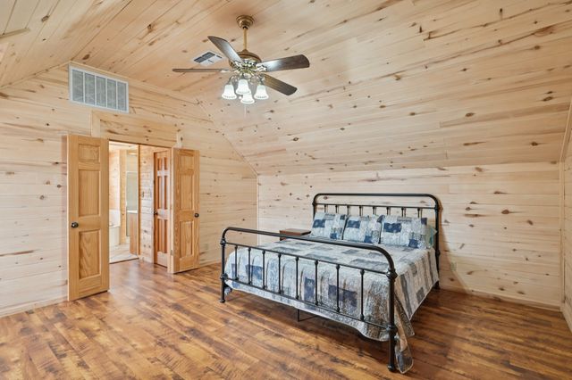 7956 S State HWY 78, Leonard, TX 75452