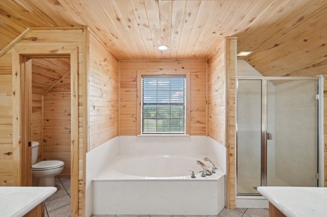 7956 S State HWY 78, Leonard, TX 75452