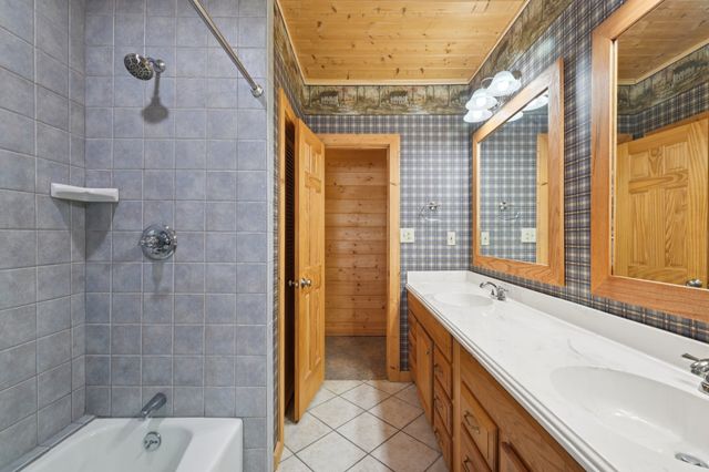 7956 S State HWY 78, Leonard, TX 75452