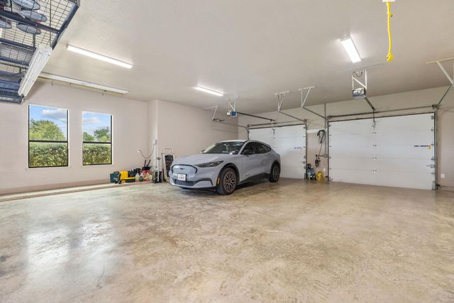 128 Strada Luca, Florence, TX 76527