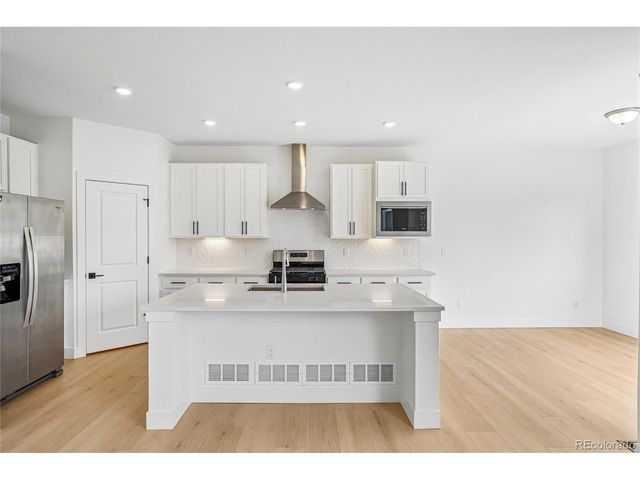 2934 Buffalo Fork Ln, Longmont, CO 80503
