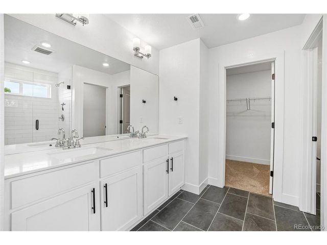 2934 Buffalo Fork Ln, Longmont, CO 80503