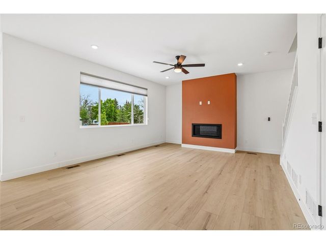 2934 Buffalo Fork Ln, Longmont, CO 80503