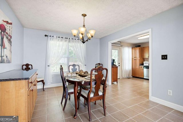 151 Aberdeen Place, Acworth, GA 30101