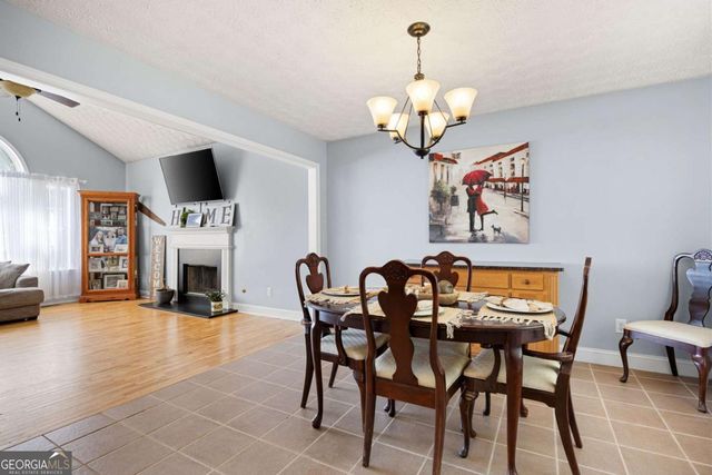 151 Aberdeen Place, Acworth, GA 30101