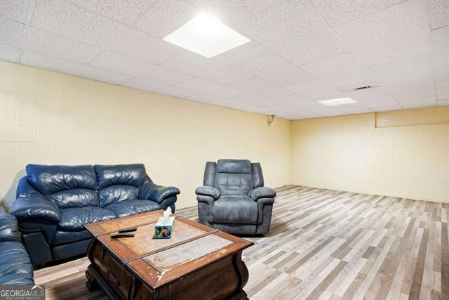 151 Aberdeen Place, Acworth, GA 30101