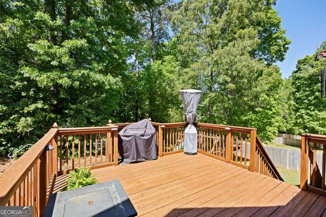 151 Aberdeen Place, Acworth, GA 30101