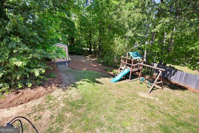 151 Aberdeen Place, Acworth, GA 30101