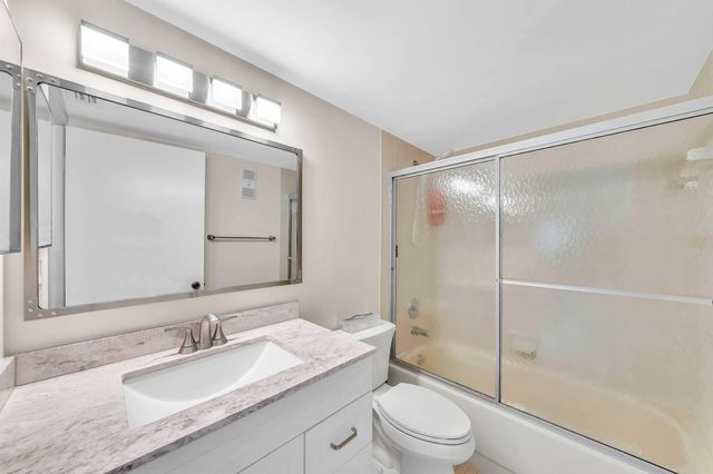 15234 Lakes Of Delray Boulevard 244, Delray Beach, FL 33484