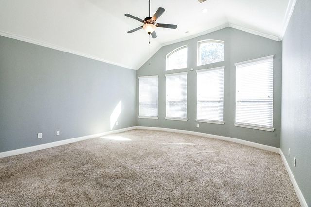 162 Hunter Hollow Drive, Montgomery, TX 77316