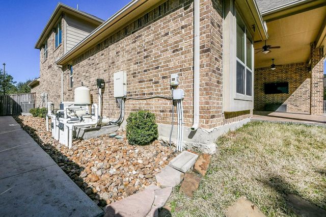 162 Hunter Hollow Drive, Montgomery, TX 77316