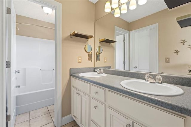 316 McKibben Drive, Locust Grove, GA 30248
