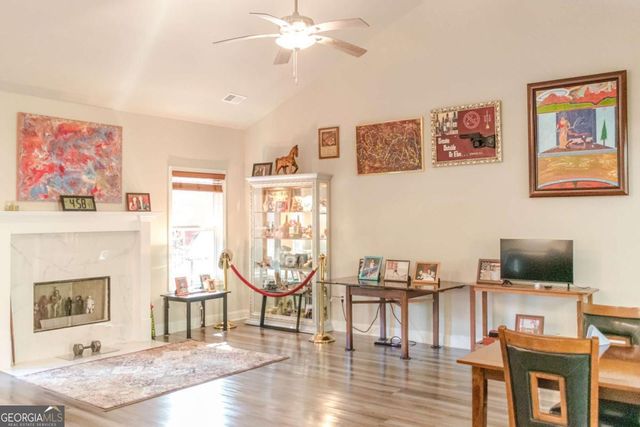 115 Sourwood Dr, Mansfield, GA 30055