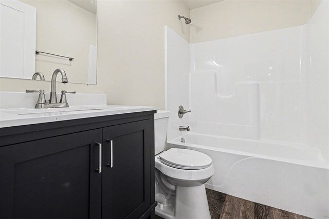 10491 Cranberry Lake Road, Marcellus, MI 49067