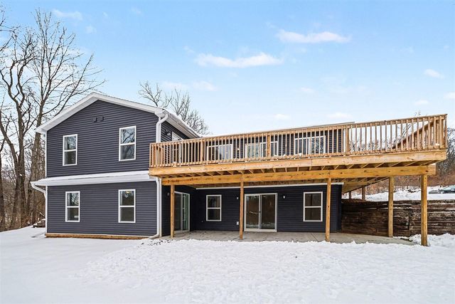 10491 Cranberry Lake Road, Marcellus, MI 49067