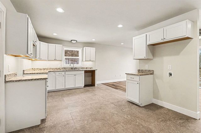 10491 Cranberry Lake Road, Marcellus, MI 49067