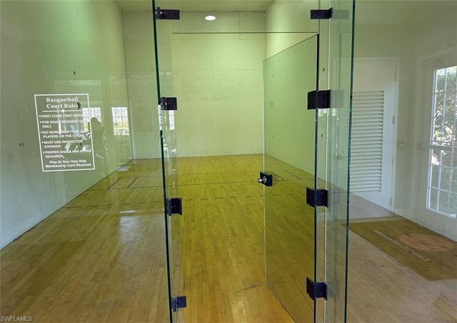 1875 Florida Club DR 7309, Naples, FL 34112