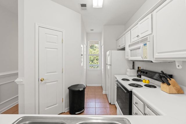 620 River Oaks Dr Apt 53H, Myrtle Beach, SC 29579