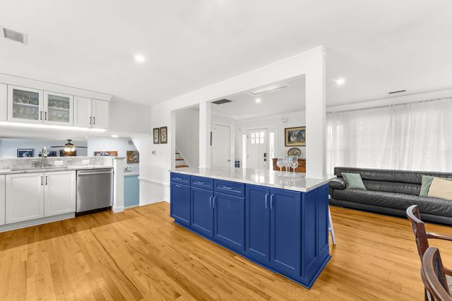 1832 Alice Drive, Charleston, SC 29407