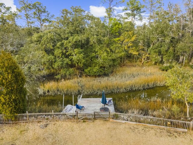 1832 Alice Drive, Charleston, SC 29407