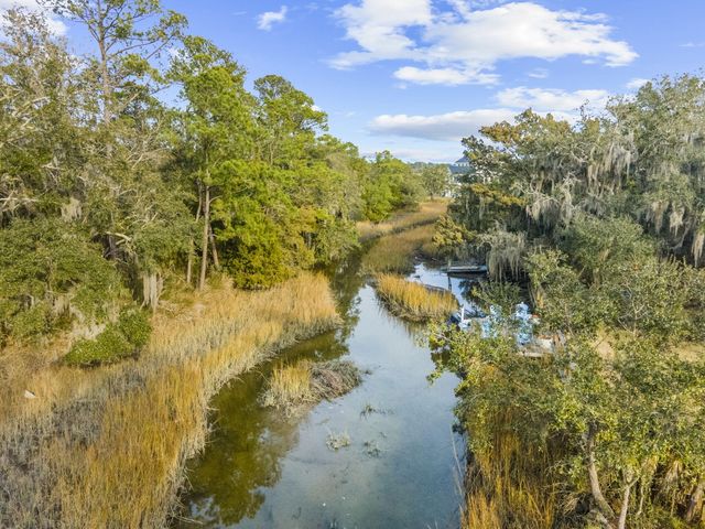 1832 Alice Drive, Charleston, SC 29407