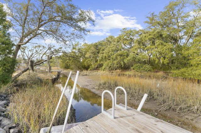 1832 Alice Drive, Charleston, SC 29407