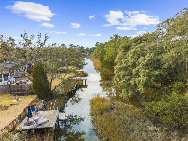 1832 Alice Drive, Charleston, SC 29407