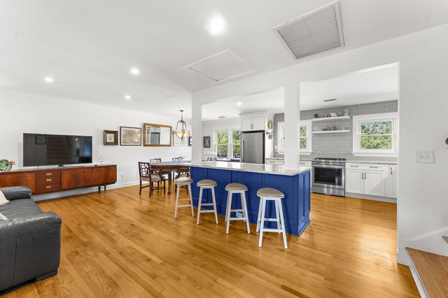 1832 Alice Drive, Charleston, SC 29407