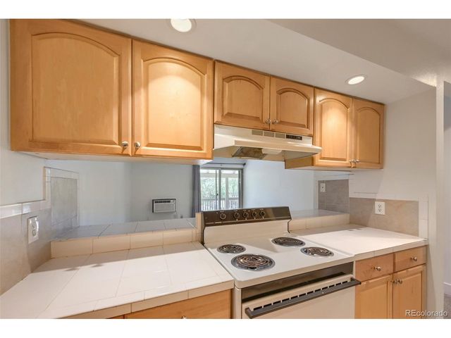 2707 Valmont Rd 212C, Boulder, CO 80304