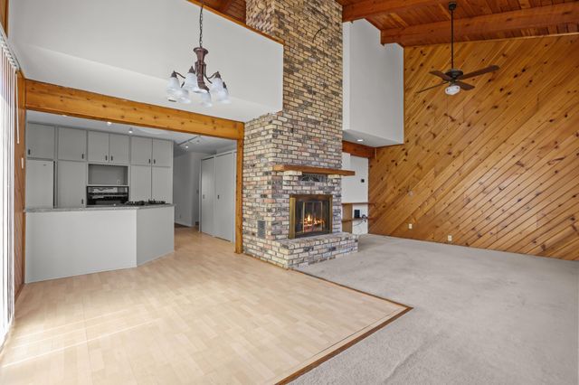 5492 Altura Road NE, Fridley, MN 55421